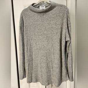 OLD NAVY SWEATER